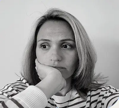 Charlotte avant